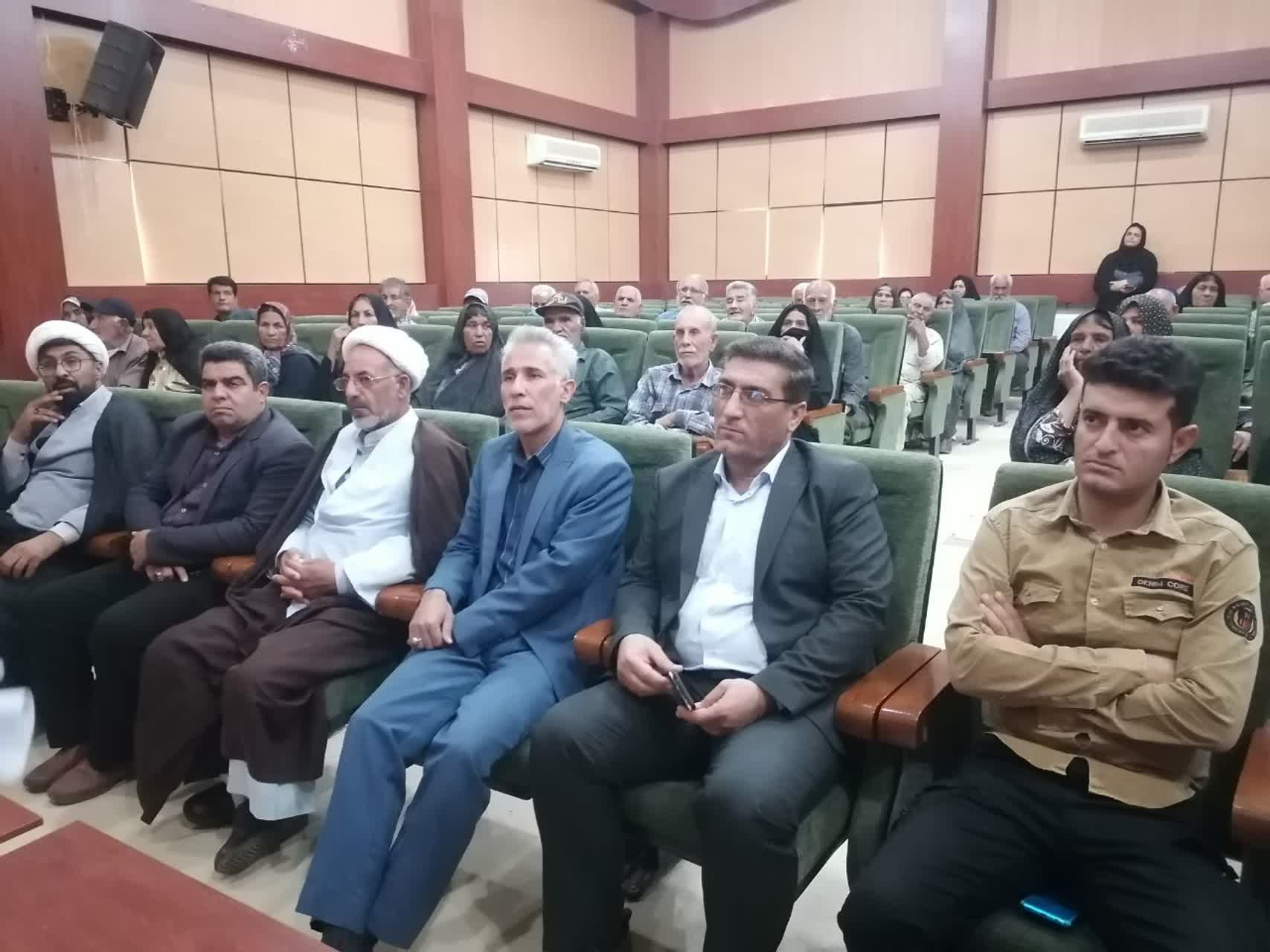 تجلیل از پیشکسوتان زرین دشت