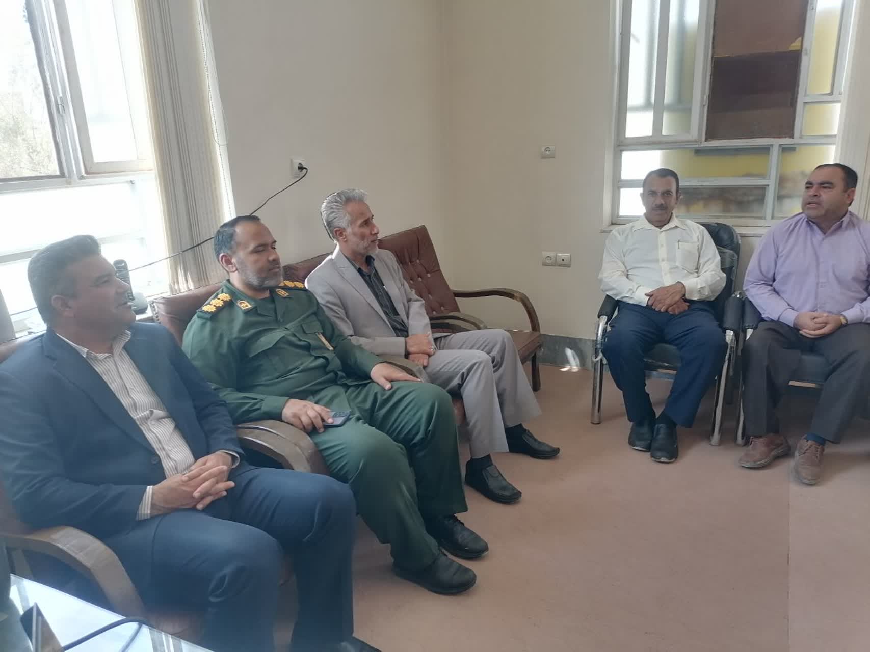 تکریم از زحمات اداره دامپزشکی