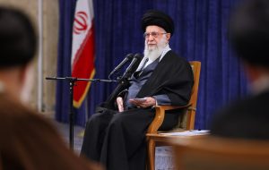 رهبر انقلاب: تولد جمهوری اسلامی یک دوجبهه‌گی در دنیا ایجاد کرد؛ جبهه لیبرال دموکراسی و جبهه جمهوری اسلامی
