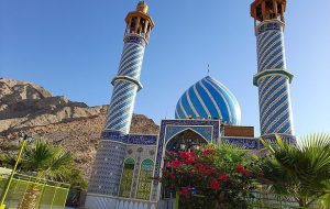 رئیس میراثفرهنگی و گردشگری زریندشت: امامزادگان ملجأ و پناهگاه مؤمنین هستند رئیس میراثفرهنگی و گردشگری زریندشت: امامزادگان ملجأ و پناهگاه مؤمنین هستند