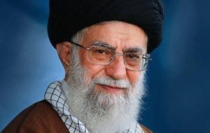 «حَربٌ لِمَن حارَبَکُم» نباید فراموش بشود. «حَربٌ لِمَن حارَبَکُم» نباید فراموش بشود.