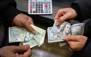 آیا انتظارت تورمی در بازار ارز قابل کنترل است؟