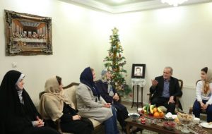 دیدار رئیس‌جمهوری با خانواده ۲ شهید مسیحی دوران جنگ تحمیلی